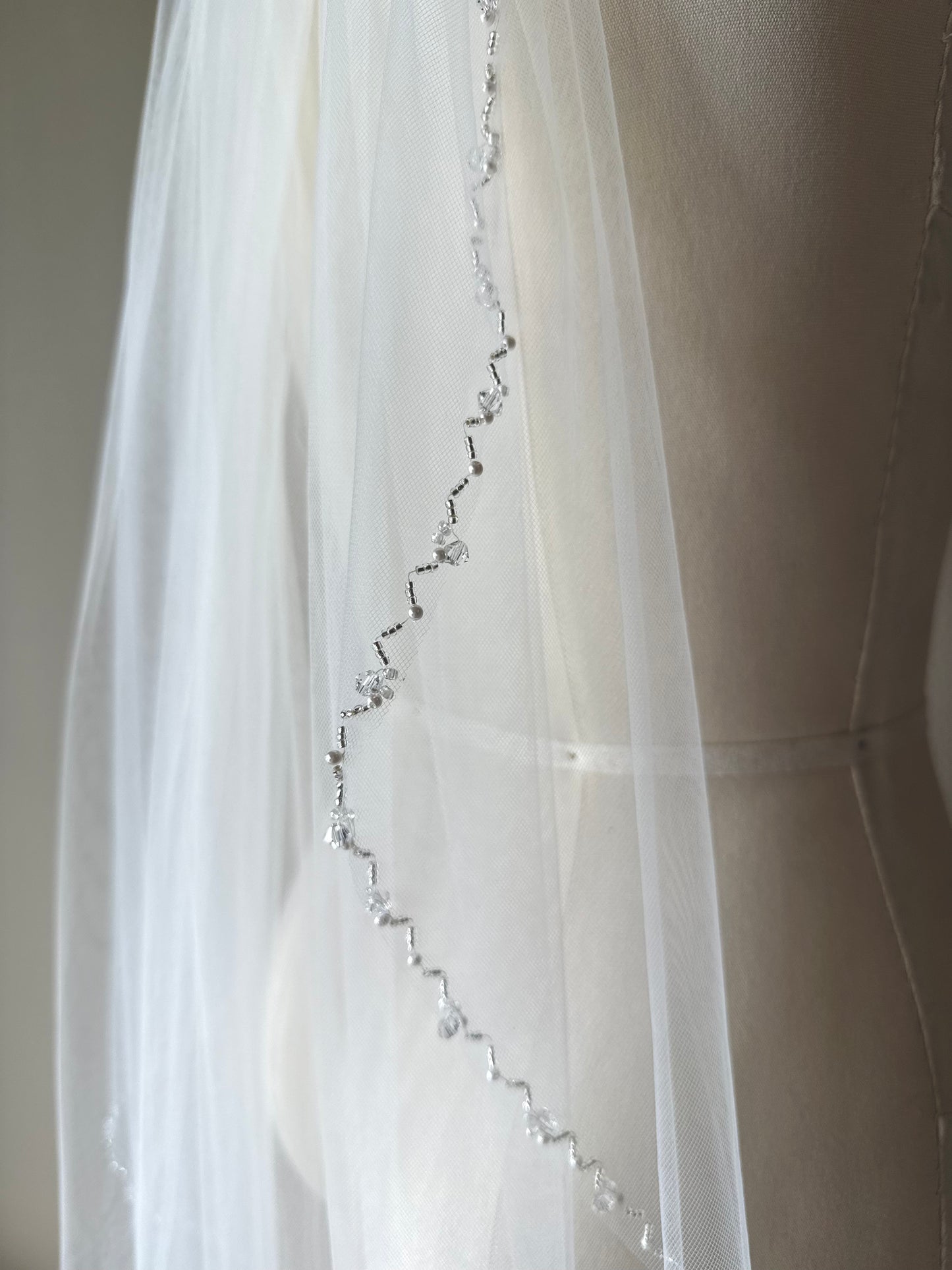 Classic Beaded Edge Veil